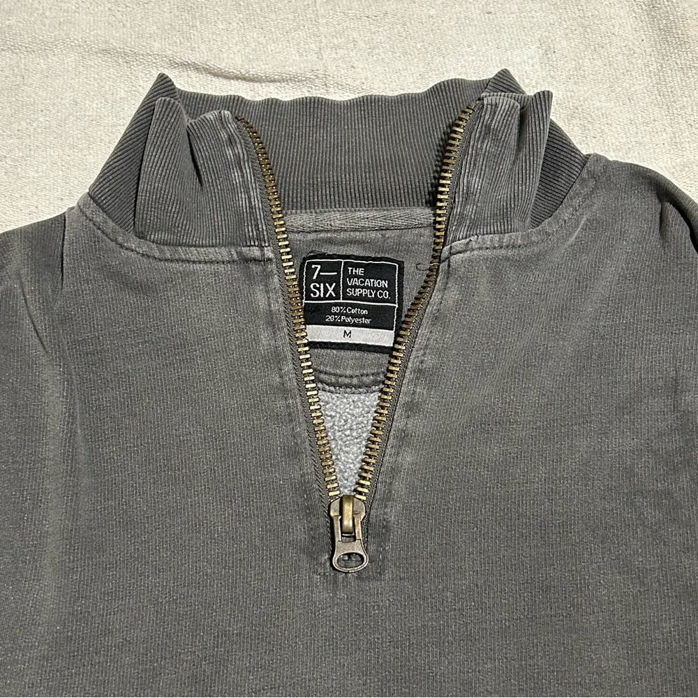 6 7 QUARTER ZIP